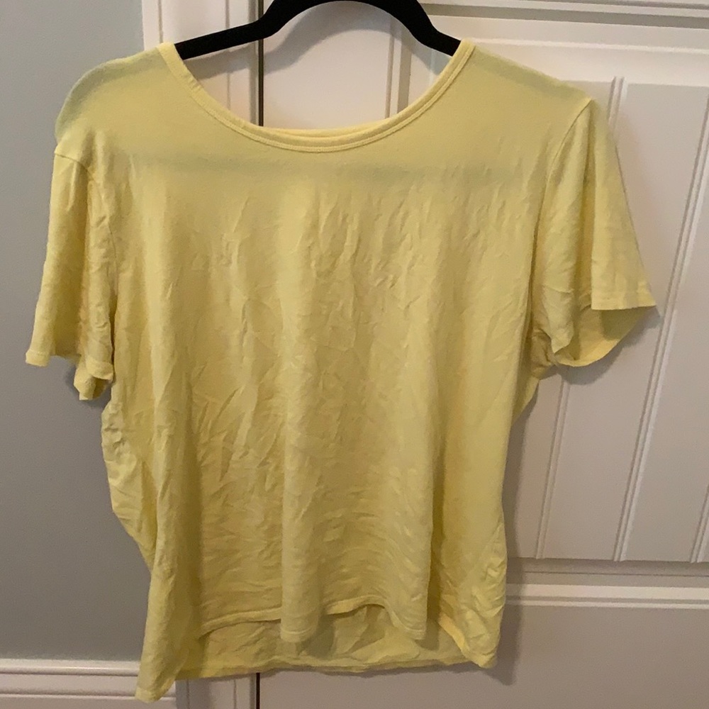 Size XL “Ana” brand yellow tee
